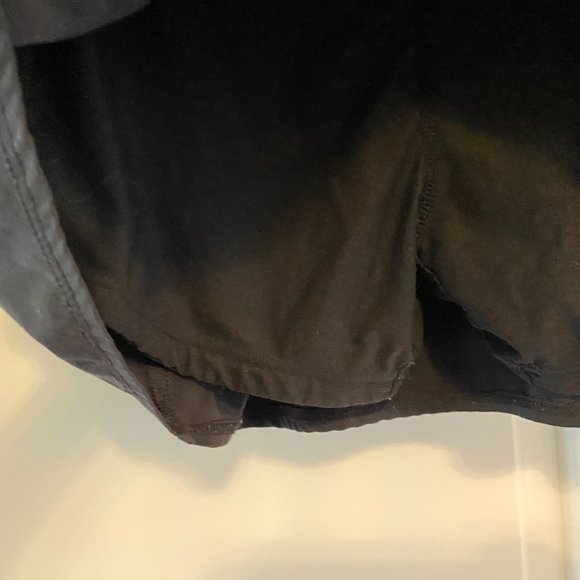 Lululemon black tennis skirt size 8 - Picture 9 of 9